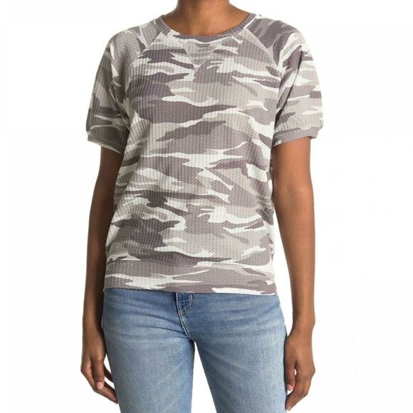 Sweet Romeo Women’s White Camo Short Sleeve Tee Size Small - Picture 1 of 7